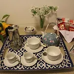 Apollo Bed & Breakfast 4*