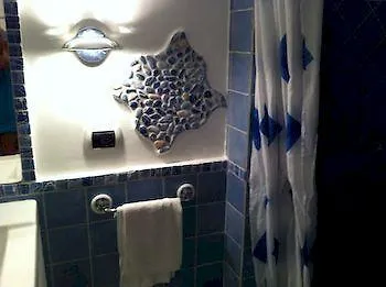 לינה וארוחת בוקר Apollo