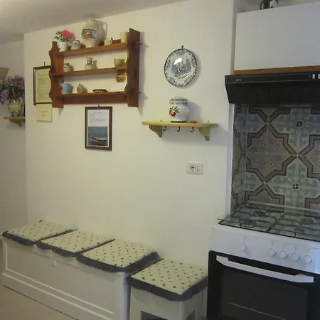 Bed & Breakfast Apollo 2*