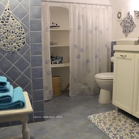 Apollo ベッド・アンド・ブレックファスト